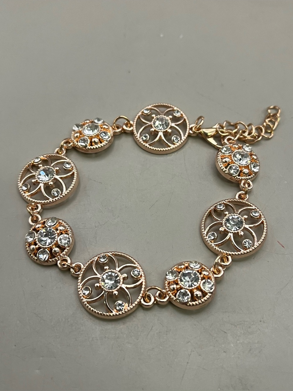 Rose Gold Tone Crystal Rhinestone Filigree Medallion Link Bracelet Lobster Clasp